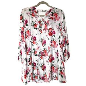 Umgee Floral Cross Neck White Tunic Top Size Medium